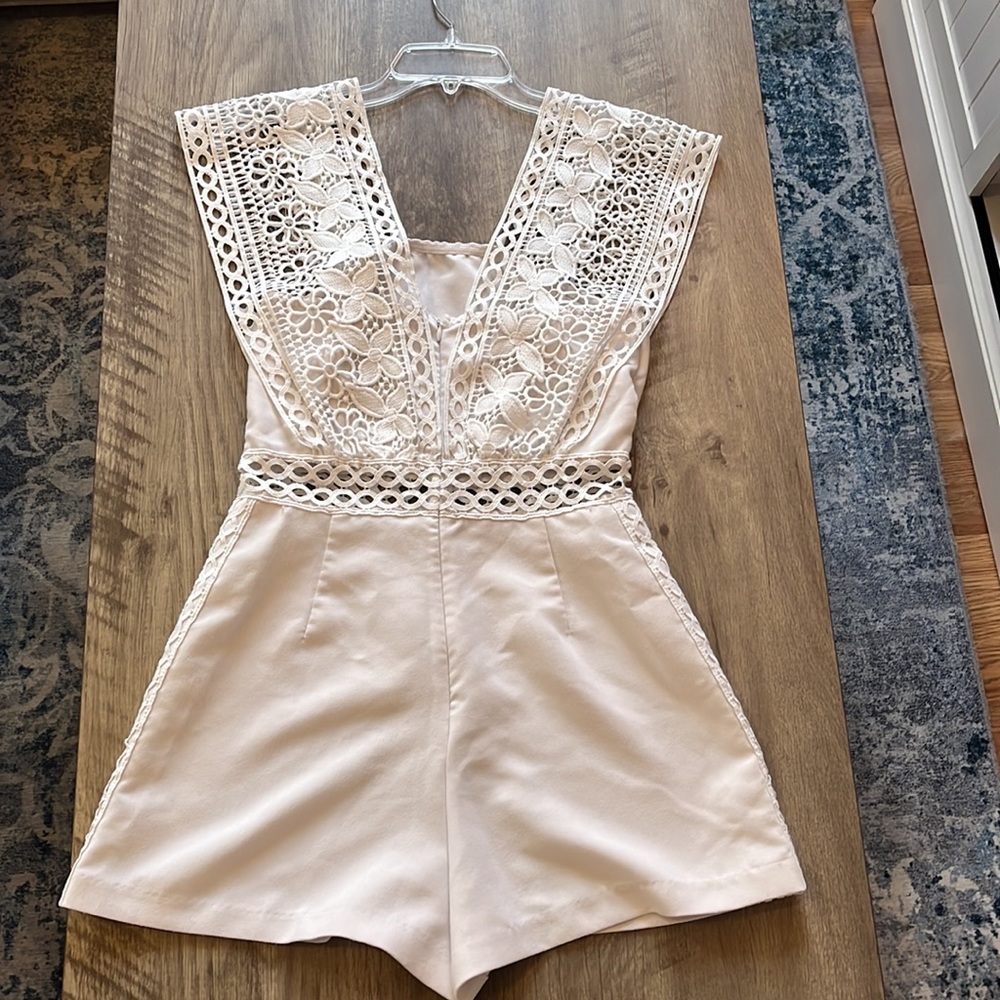 Romper - Picture 4 of 5
